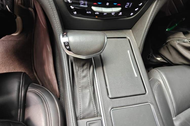 Used Cadillac CT6 2016 28T Luxury Model Gear Lever