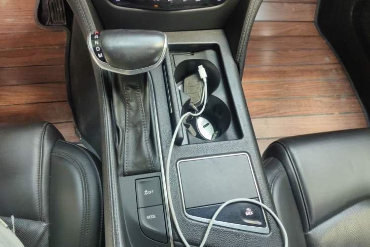 Used Cadillac CT6 2016 40T Luxury Model Gear Lever