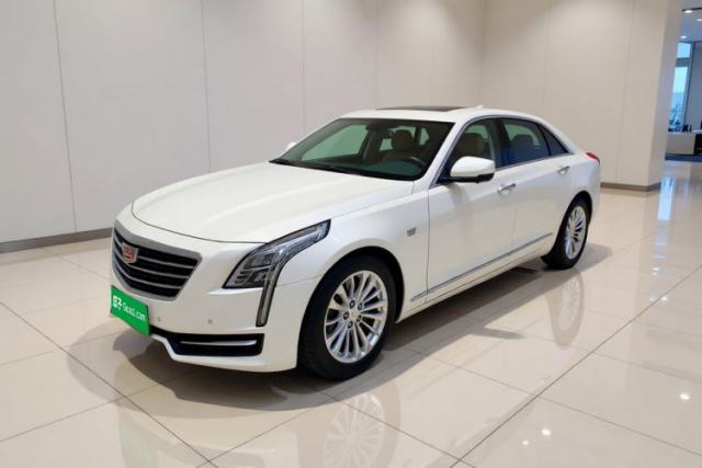 Ojetý Cadillac CT6 2016 28T Fashion Edition
