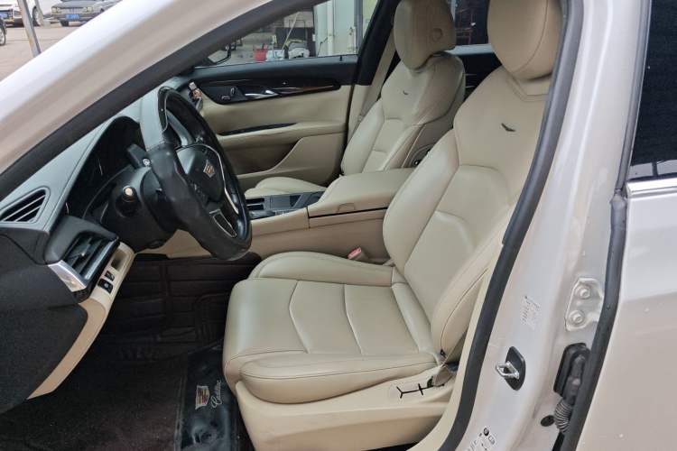Used Cadillac CT6 2016 28T Fashion Edition Left Front Seat