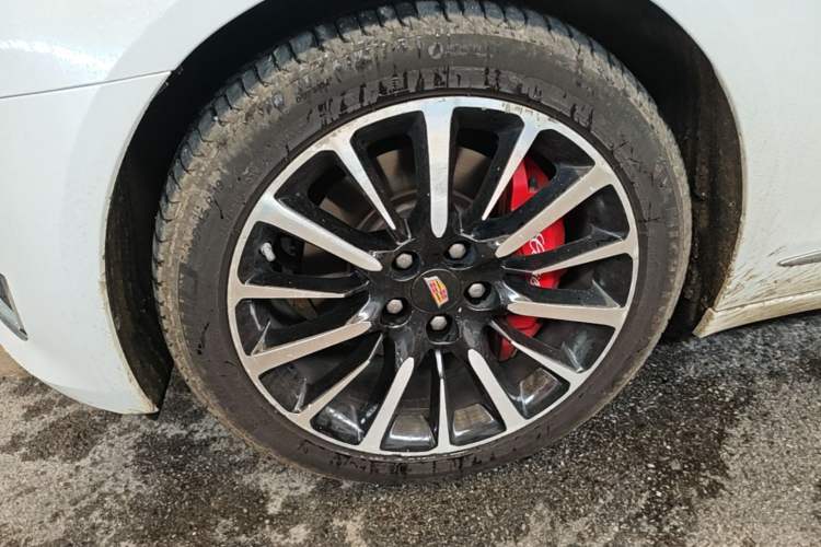 Used Cadillac CT6 2016 40T Leading Model Left Front Wheel Hub