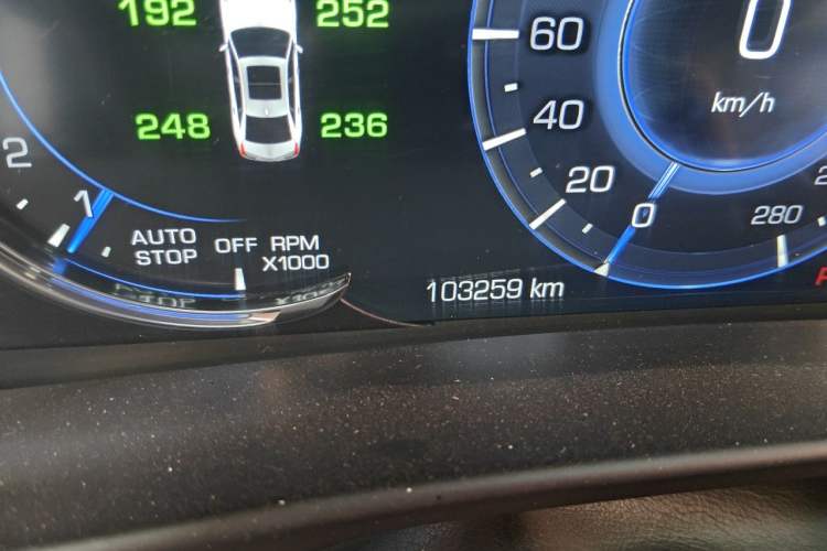 Used Cadillac CT6 2016 28T Luxury Model Odometer Close Up