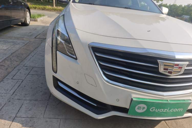Used Cadillac CT6 2016 28T Fashion Edition Right Front Headlight