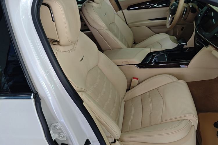 Used Cadillac CT6 2016 28T Platinum Edition Right Front Seat