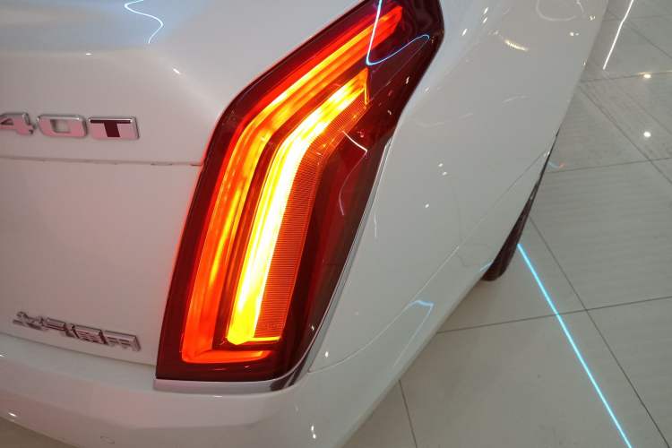 Used Cadillac CT6 2016 40T Luxury Model Right Rear Taillight