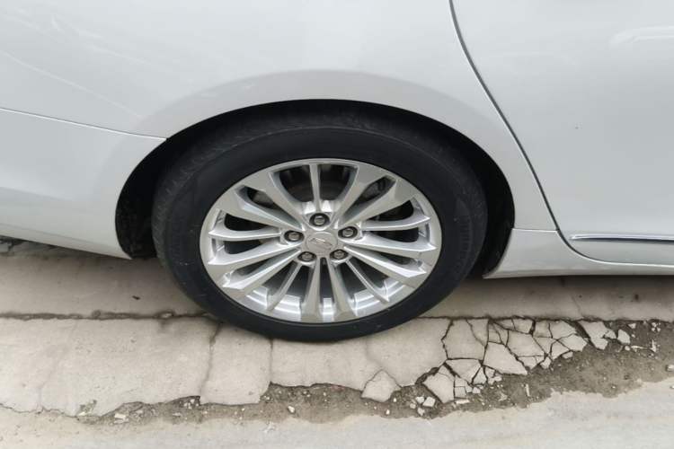 Used Cadillac CT6 2016 28T Luxury Model Right Rear Wheel Hub