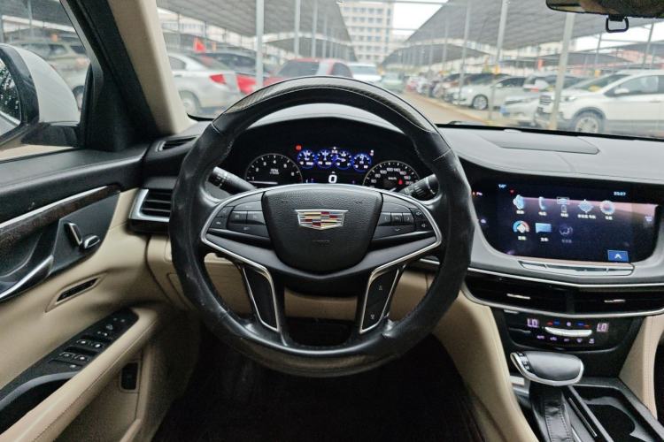 Used Cadillac CT6 2016 28T Fashion Edition Steering Wheel