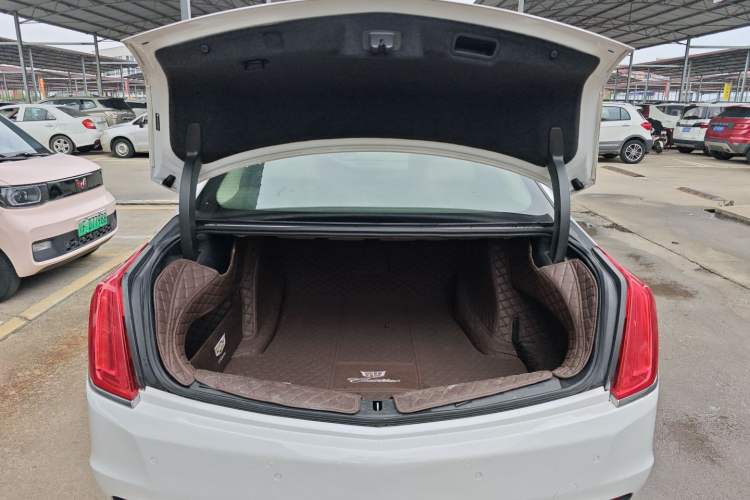 Used Cadillac CT6 2016 28T Fashion Edition Trunk