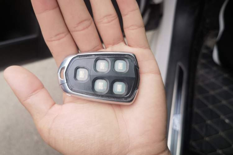 Used Cadillac CT6 2016 28T Luxury Model Vehicle Key