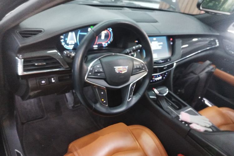 Used Cadillac CT6 2017 28T Premier Model Center Console