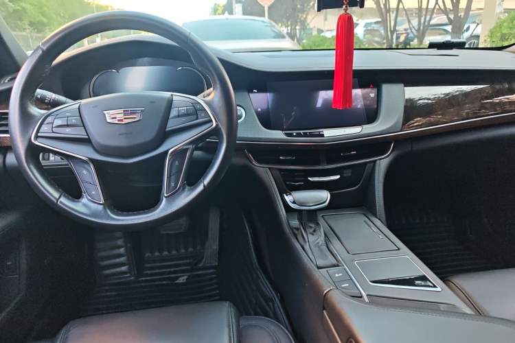 Used Cadillac CT6 2017 28T Elite Model Center Console
