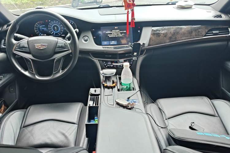 Used Cadillac CT6 2017 28T Luxury Model Center Console