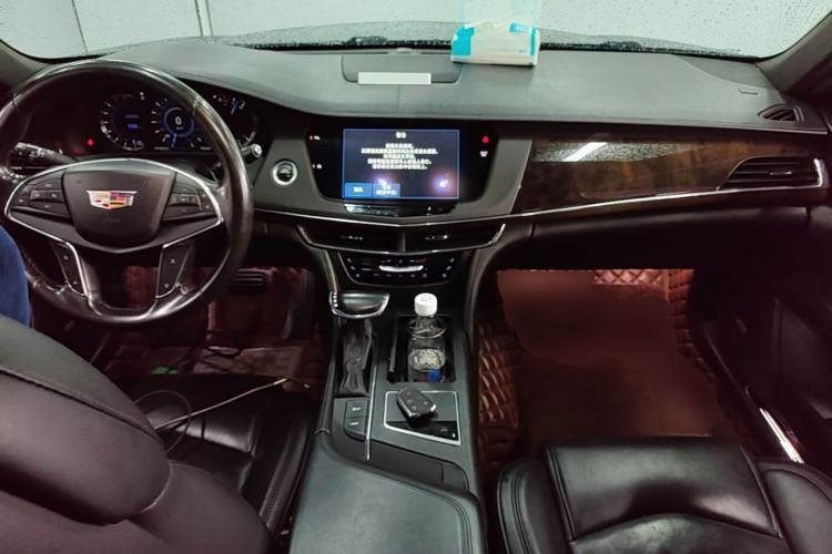 Used Cadillac CT6 2017 28T Luxury Model Center Console