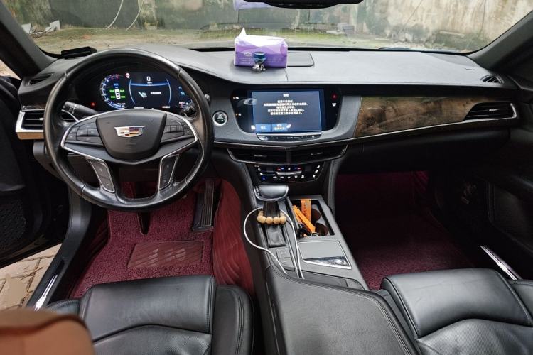 Used Cadillac CT6 2017 28T Luxury Model Center Console