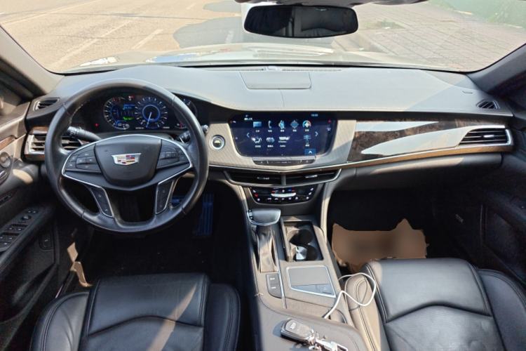Used Cadillac CT6 2017 28T Luxury Model Center Console