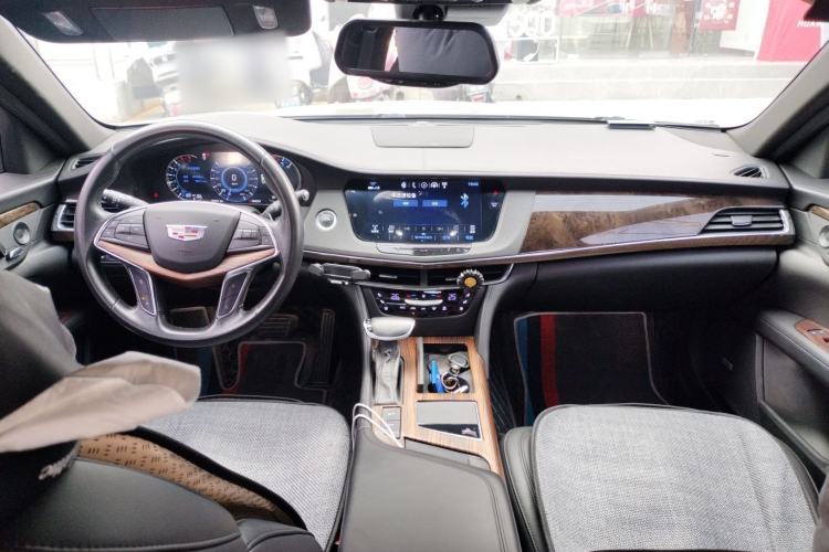 Used Cadillac CT6 2017 28T Luxury Model Center Console