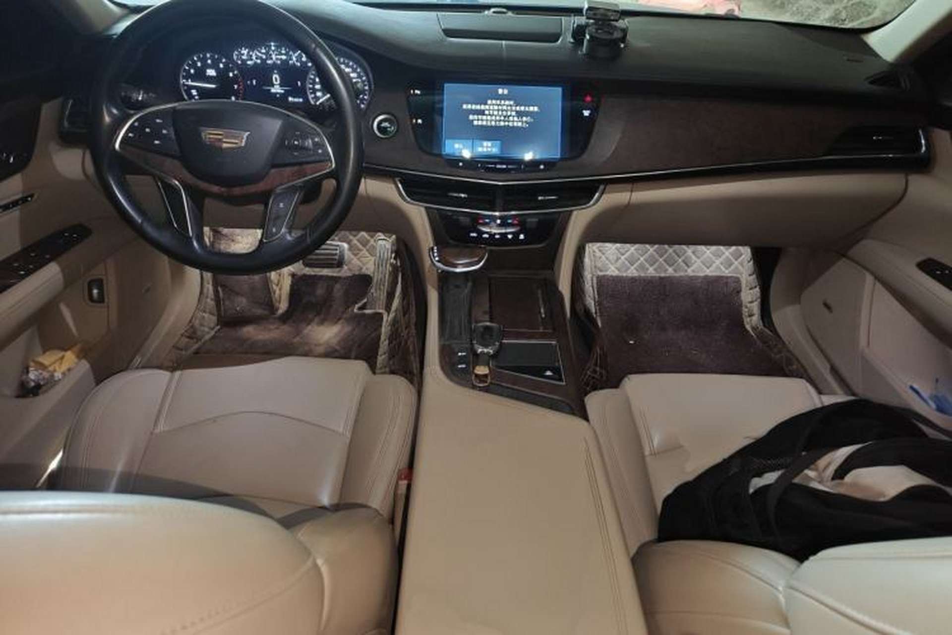 Used Cadillac CT6 2017 28T Fashion Edition Center Console