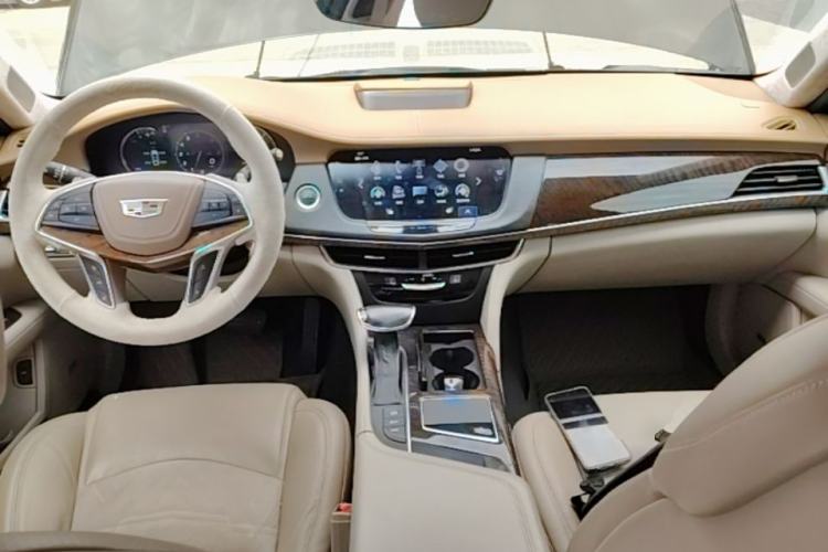 Used Cadillac CT6 2017 28T Fashion Edition Center Console