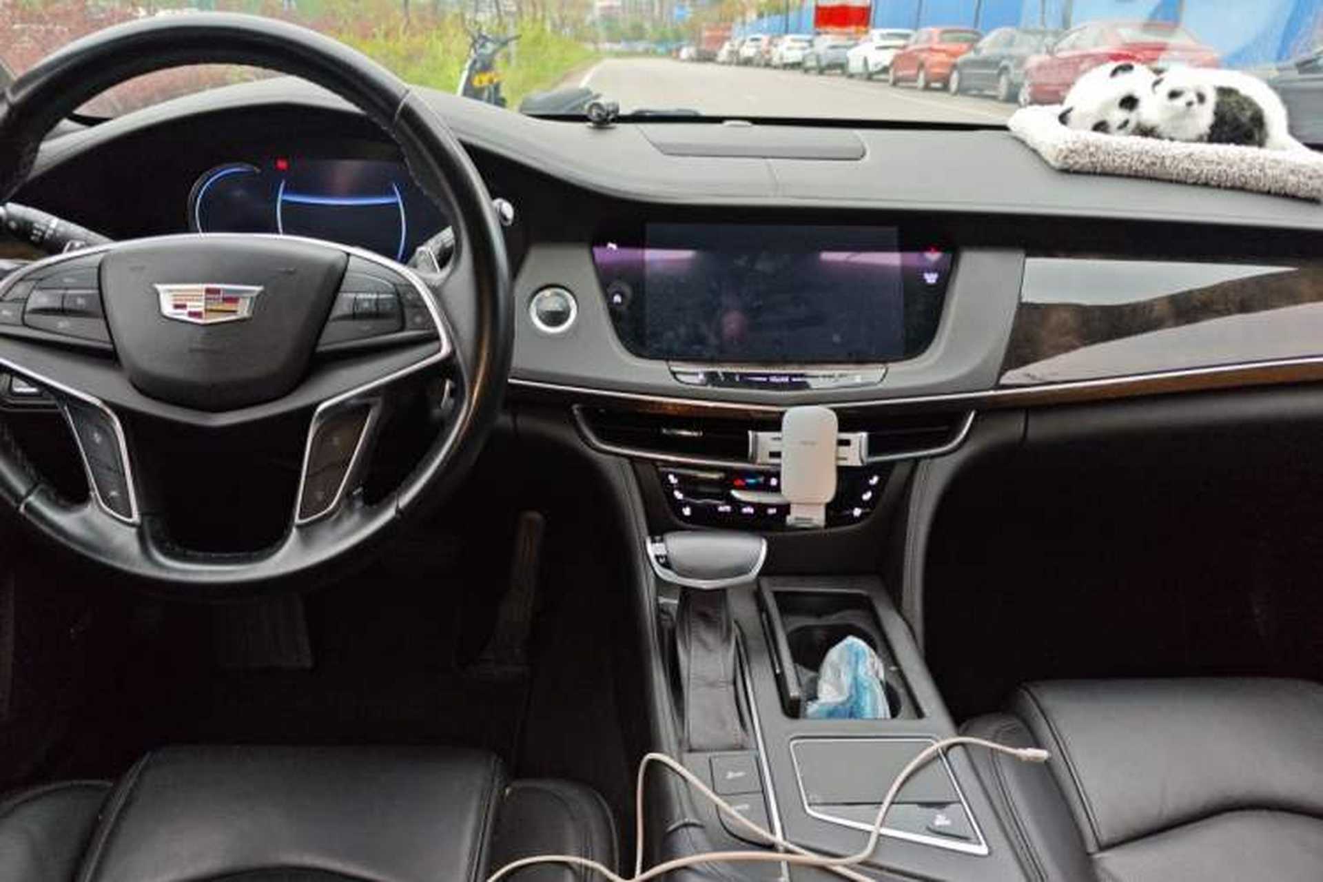 Used Cadillac CT6 2017 40T Luxury Model Center Console