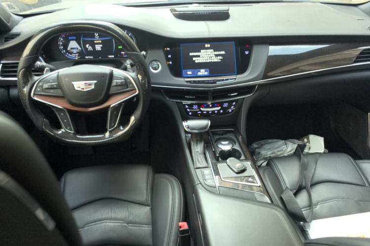 Used Cadillac CT6 2017 40T Platinum Edition Center Console