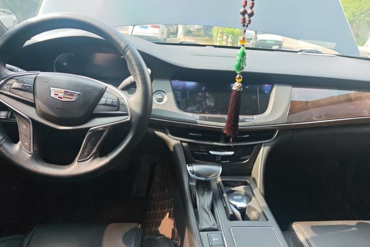 Used Cadillac CT6 2017 28T Luxury Model Center Console