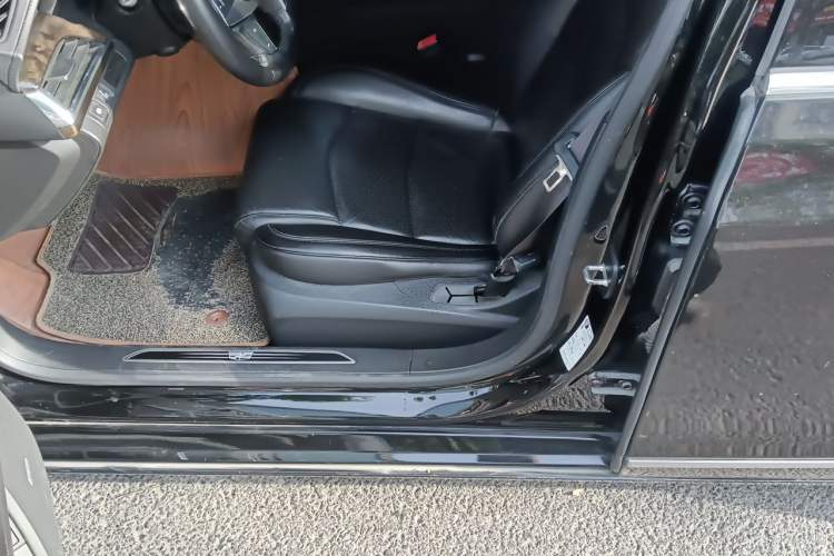 Used Cadillac CT6 2017 28T Luxury Model Driver Seat