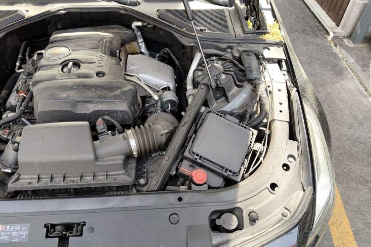 Used Cadillac CT6 2017 28T Premier Model Engine Bay Left