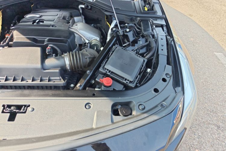 Used Cadillac CT6 2017 28T Luxury Model Engine Bay Left