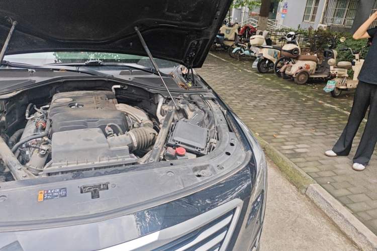 Used Cadillac CT6 2017 28T Premier Model Engine Bay Left