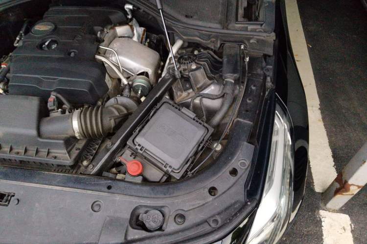 Used Cadillac CT6 2017 28T Luxury Model Engine Bay Left
