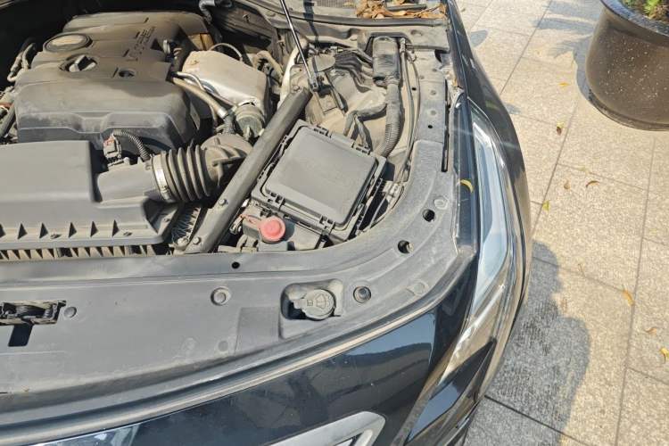 Used Cadillac CT6 2017 28T Premier Model Engine Bay Left