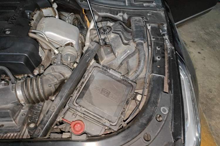 Used Cadillac CT6 2017 28T Luxury Model Engine Bay Left