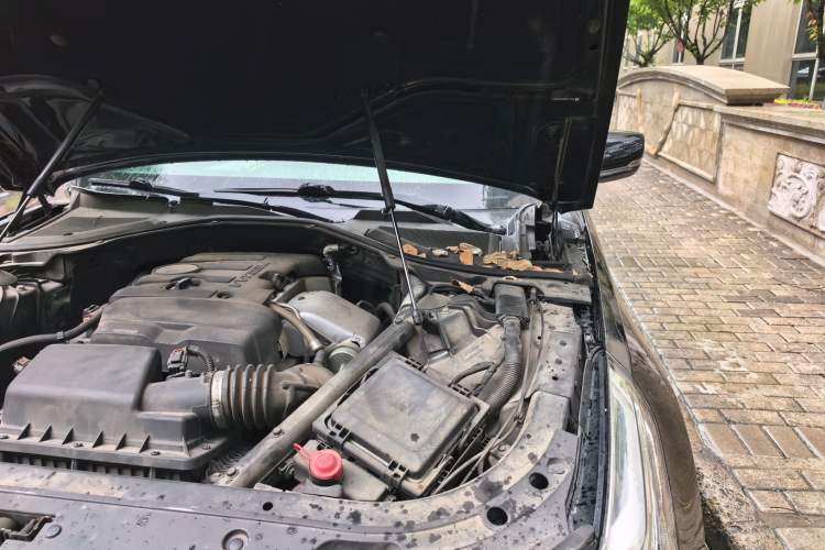 Used Cadillac CT6 2017 28T Premier Model Engine Bay Left