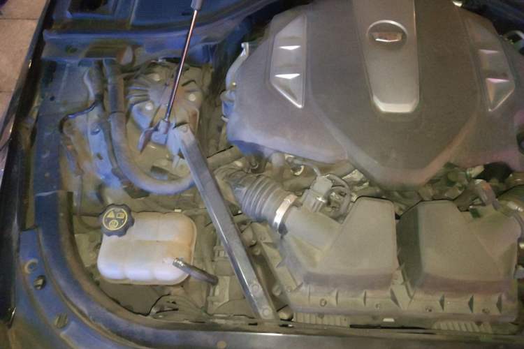 Used Cadillac CT6 2017 40T Platinum Edition Engine Bay Right
