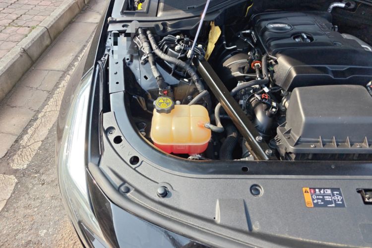 Used Cadillac CT6 2017 28T Luxury Model Engine Bay Right