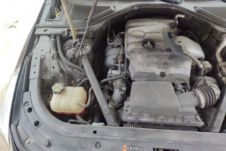 Used Cadillac CT6 2017 28T Elite Model Engine Bay Right