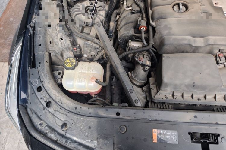 Used Cadillac CT6 2017 28T Luxury Model Engine Bay Right
