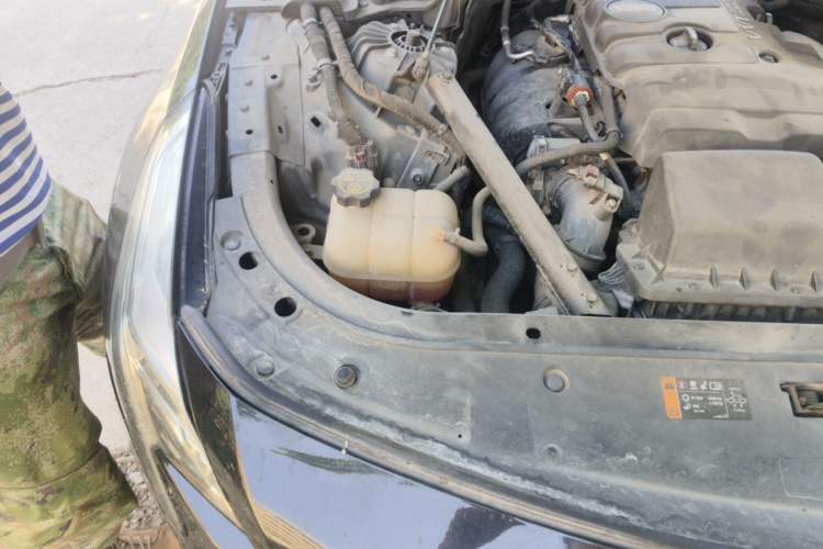 Used Cadillac CT6 2017 28T Luxury Model Engine Bay Right