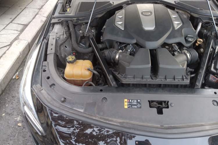 Used Cadillac CT6 2017 40T Luxury Model Engine Bay Right