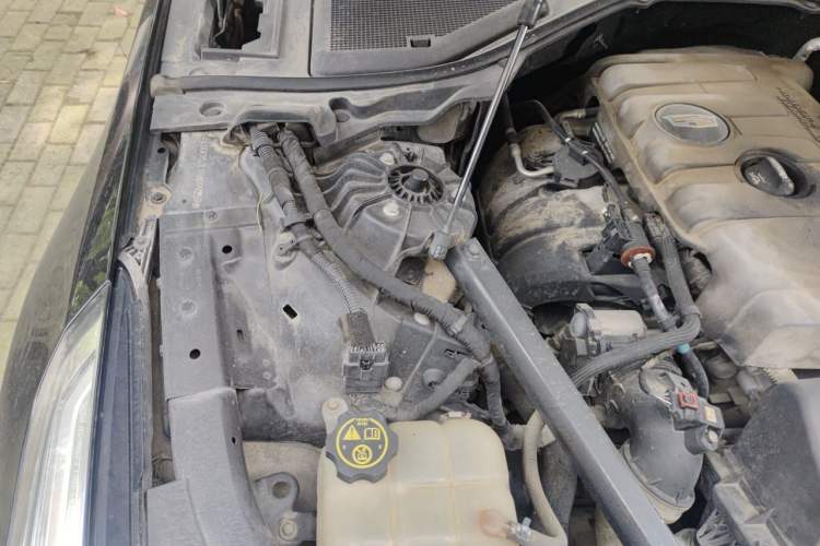 Used Cadillac CT6 2017 28T Luxury Model Engine Bay Right