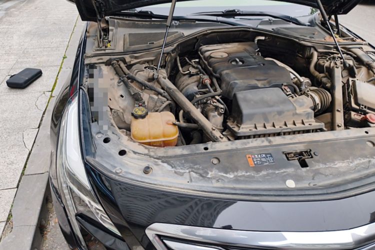 Used Cadillac CT6 2017 28T Elite Model Engine Bay Right
