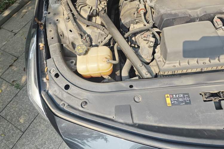 Used Cadillac CT6 2017 28T Premier Model Engine Bay Right