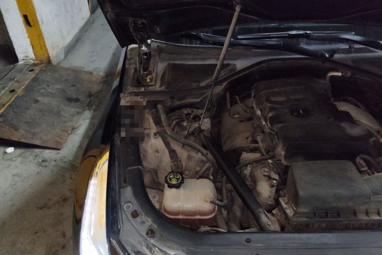 Used Cadillac CT6 2017 28T Elite Model Engine Bay Right