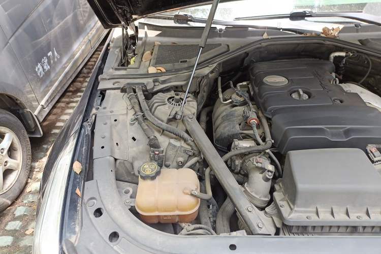 Used Cadillac CT6 2017 28T Elite Model Engine Bay Right