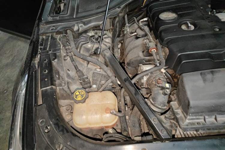 Used Cadillac CT6 2017 28T Luxury Model Engine Bay Right