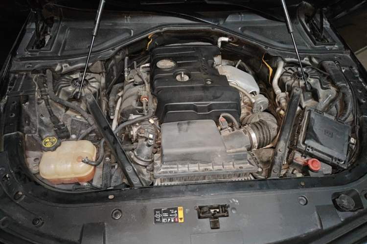 Used Cadillac CT6 2017 28T Luxury Model Engine Bay