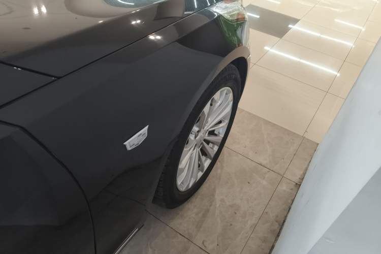 Used Cadillac CT6 2017 28T Luxury Model Exterior 2