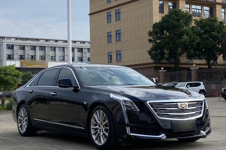 Used Cadillac CT6 2017 28T Platinum Edition Exterior 2