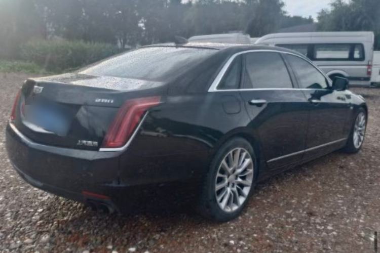 Used Cadillac CT6 2017 28T Platinum Edition Exterior 6