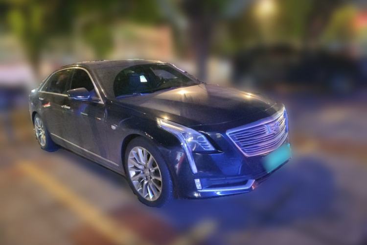 Used Cadillac CT6 2017 40T Platinum Edition Front Right 45 Deg